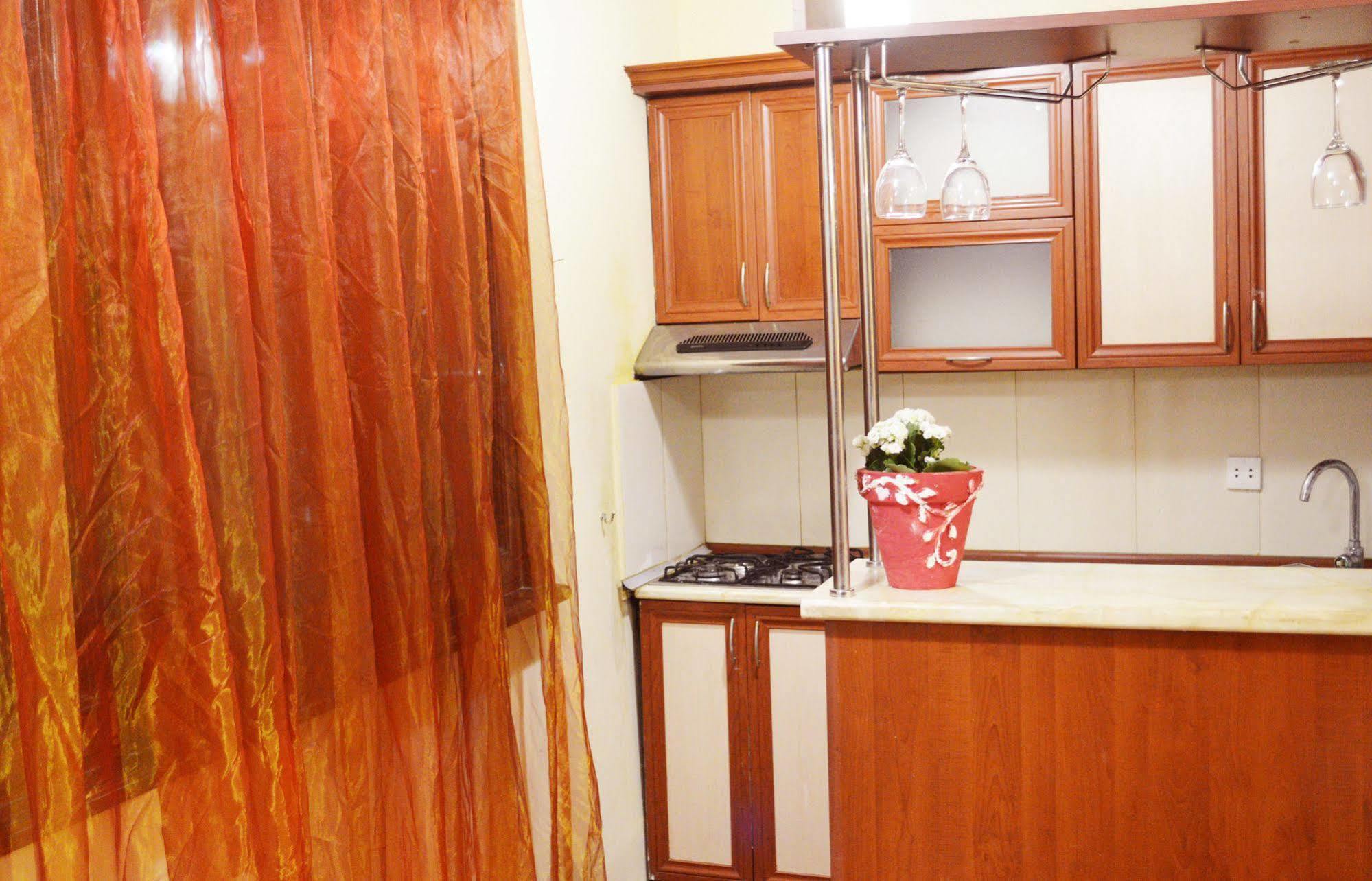 Patio Hostel Тбилиси Екстериор снимка
